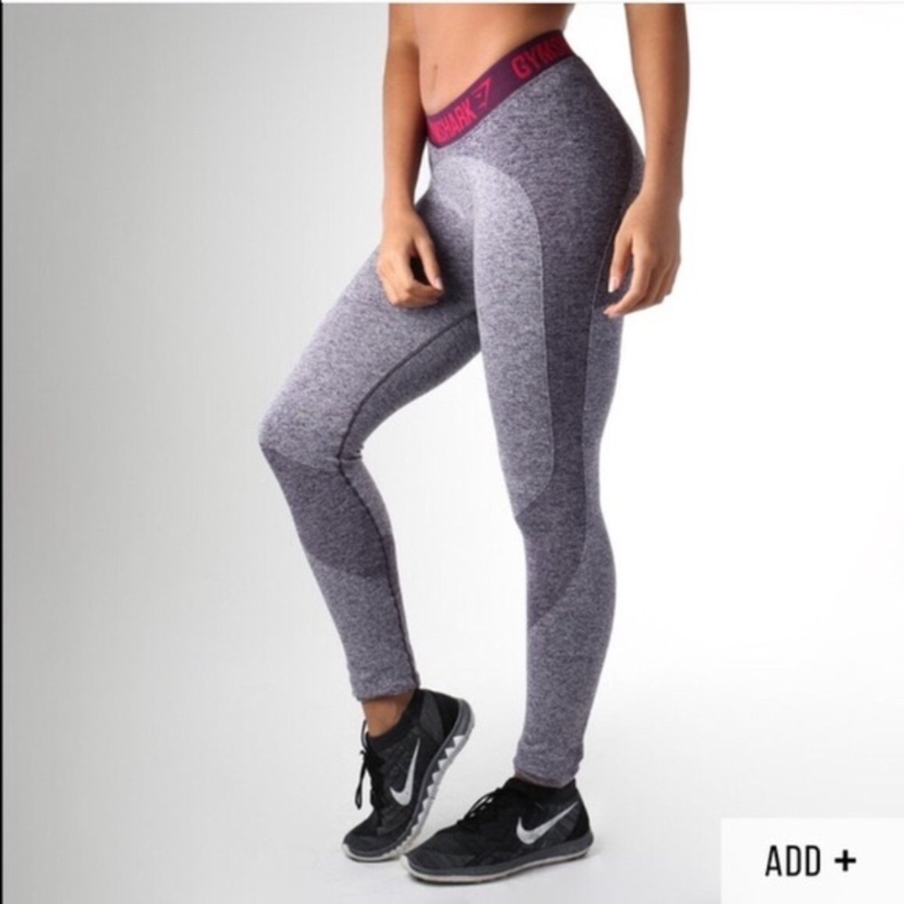 Gymshark flex leggings gray/purple M